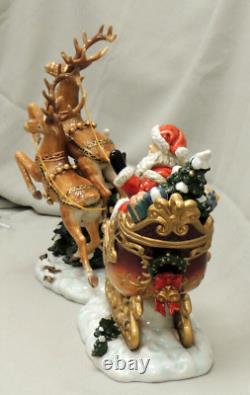 Santa Sleigh and Reindeer Set Porcelain / Grandeur Noel Collectors Edition 2003
