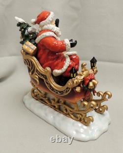 Santa Sleigh and Reindeer Set Porcelain / Grandeur Noel Collectors Edition 2003