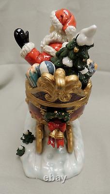 Santa Sleigh and Reindeer Set Porcelain / Grandeur Noel Collectors Edition 2003