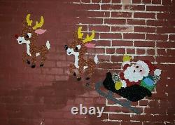 Santas Sleigh and Reindeer, Rudolph, Santa Popcorn, Christmas Ornament, Holiday