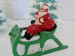 Sleigh RARE BARCLAY B197 1949 SANTA WITH TOYS AND REINDEER WITH HTF ANTLERS