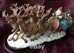 Smithsonian Institute SANTA 4 REINDEER SLEIGH CHRISTMAS FIGURINE Mint Condition