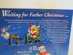Steiff Father Santa Bear in Wood Sleigh with Reindeer EAN 670565 New in box +