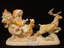 T Precious Moments-HUGE Santa/Sleigh/Reindeer-Limited Edition-Very Detailed