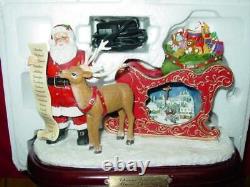 Thomas Kinkade Santa Sleigh & Reindeer Figurine Bradford Musical Lighted RARE