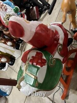 Tpi Santa In Sleigh With (2) Reindeer