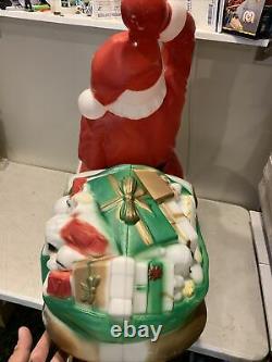 VINTAGE 1970s EMPIRE LARGE SANTA & SLEIGH LIGHTED BLOW MOLD 38 Runners In Tact