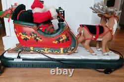 VINTAGE Animated Santa In Sleigh With Reindeer Holiday Creations 1995 In Box