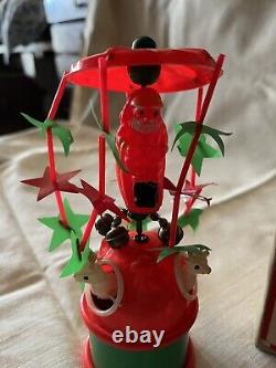 VINTAGE CHRISTMAS CELLULOID WIND-UP TOY SANTA IN SLEIGH WithNODDING REINDEER withBOX