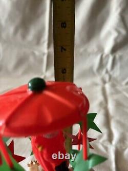 VINTAGE CHRISTMAS CELLULOID WIND-UP TOY SANTA IN SLEIGH WithNODDING REINDEER withBOX