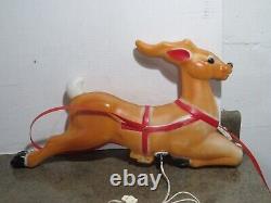 VTG 1977 Empire 24 Reindeer for Santa Claus in Sleigh & Presents Blow Mold