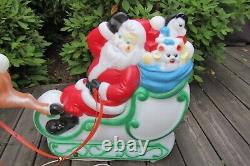 VTG Christmas Carolina Enterprises 1977 Santa Two Reindeer Sled Mold Lights Up