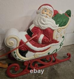 VTG Grand Voyager Christmas Santa Sleigh & 1 Reindeer Light Up Plastic Blow Mold