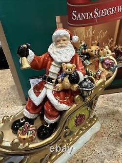 VTG Members Mark Santa Sleigh & Reindeers Christmas Centerpiece Holiday Decor