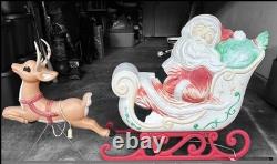 ViTG Grand Venture Santa & Sleigh with Reindeer Blow Mold Xmas LOCAL PICKUP