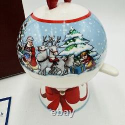 Villeroy and Boch Santa's Apple Baker Porcelain 3 Pieces Sleigh & Reindeer