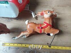 Vintage 1970 EMPIRE Santa's Sleigh & 2 Reindeer Lighted Plastic Blow Mold Table