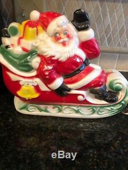 Vintage 1970 Empire Plastic Co. Santa In Sleigh with Reindeer Blowmold Blow Mold