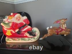 Vintage 1970's Empire Mini Blow Mold Christmas Santa Sleigh Reindeers Lights Up