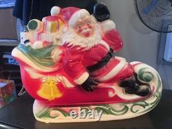 Vintage 1970's Empire Mini Blow Mold Christmas Santa Sleigh Reindeers Lights Up