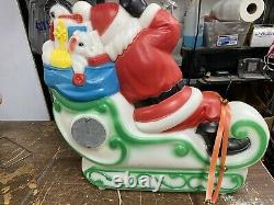 Vintage 1977 Carolina Blow Mold Santa Sleigh Reindeer