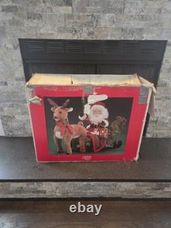 Vintage 1993 Santa's Best Animated Santa, Reindeer and Sleigh Withbox Tested