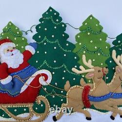 Vintage Bucilla Felt Applique Santa Sleigh Reindeer Sequin Wall Hanging Finished