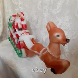 Vintage Carolina Enterprises 1981 Christmas Santa Sleigh Reindeer Lighted