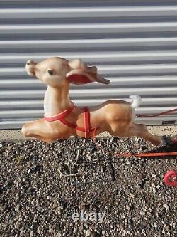 Vintage Grand Venture Santa And Sleigh With Reindeer Blow Mold With Lights
