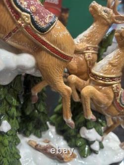 Vintage Members Mark Santa Sleigh With Reindeers Center Piece Figurine Christmas