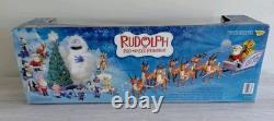 Vintage Memory Lane Rudolph Santa's Sleigh & Reindeer Team Playset