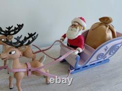 Vintage Memory Lane Rudolph Santa's Sleigh & Reindeer Team Playset