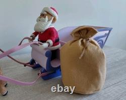 Vintage Memory Lane Rudolph Santa's Sleigh & Reindeer Team Playset