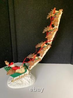 Vintage Midwest Cannon Falls Santa Sleigh Reindeer Flying Deer Resin Sculpture F