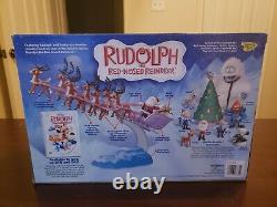 Vintage Rudolph The Red Nosed Reindeer Santas Sleigh & Reindeer Team (NIB)