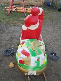 Vintage Santa Claus Sleigh 9 Reindeer Noel Christmas Blow Mold Light Plastic Set