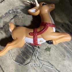 Vintage Santas Sleigh & Reindeer Lighted Christmas Blow Mold Grand Venture