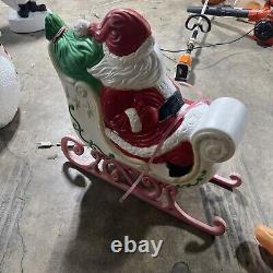 Vintage Santas Sleigh & Reindeer Lighted Christmas Blow Mold Grand Venture