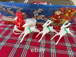 Vintage Sears Roebuck Plastic Christmas Toy Santa Sleigh 8 Reindeer Candy -box