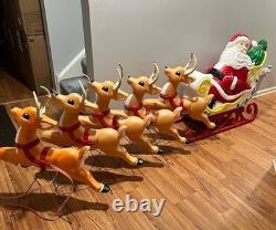 Vintage giant santa in sleigh & 5 reindeer's blowmold