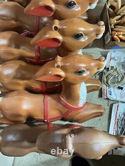 Vintage santa in sleigh + 9 reindeers (Giant)