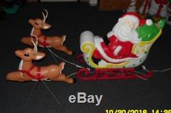 Vtg Grand Venture Santa in Sleigh with2 Reindeer Blow Mold Christmas Decooration