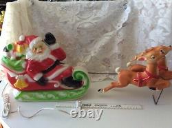 Vtg Xmas blow mold Santa waving sleigh 2 reindeer empire table top 1970 USA