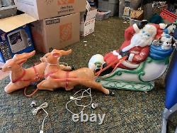 Working Vintage 70's EMPIRE Blow Mold Santa Sleigh Reindeer Red Straps Cords