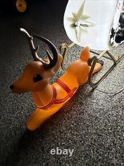X. Vintage Classic General Foam Reindeer Pulling Santa & Sleigh With Toys Tested